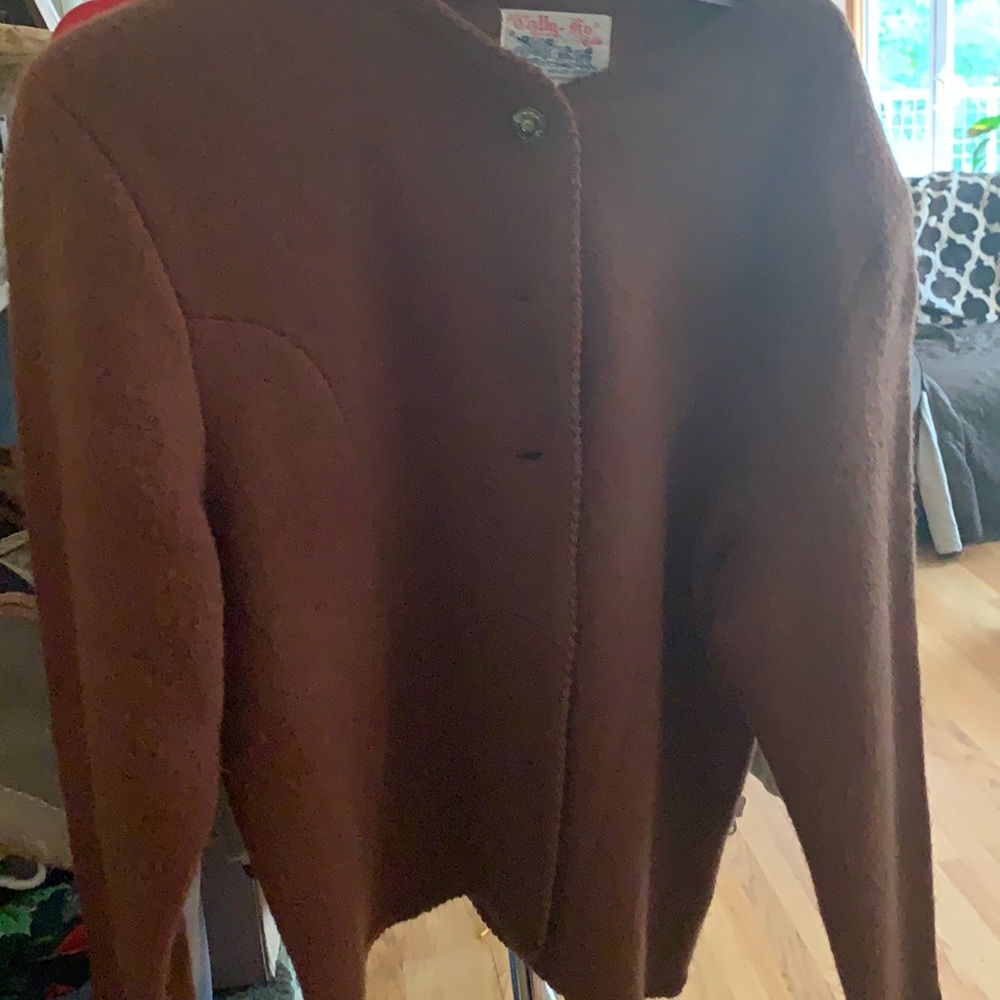 100%wool sweater